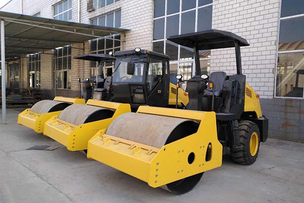 <a href='http://www.snail-fund.com' target='_blank'>壓路機</a>廠家 <a href='http://www.snail-fund.com' target='_blank'>壓路機</a>廠家